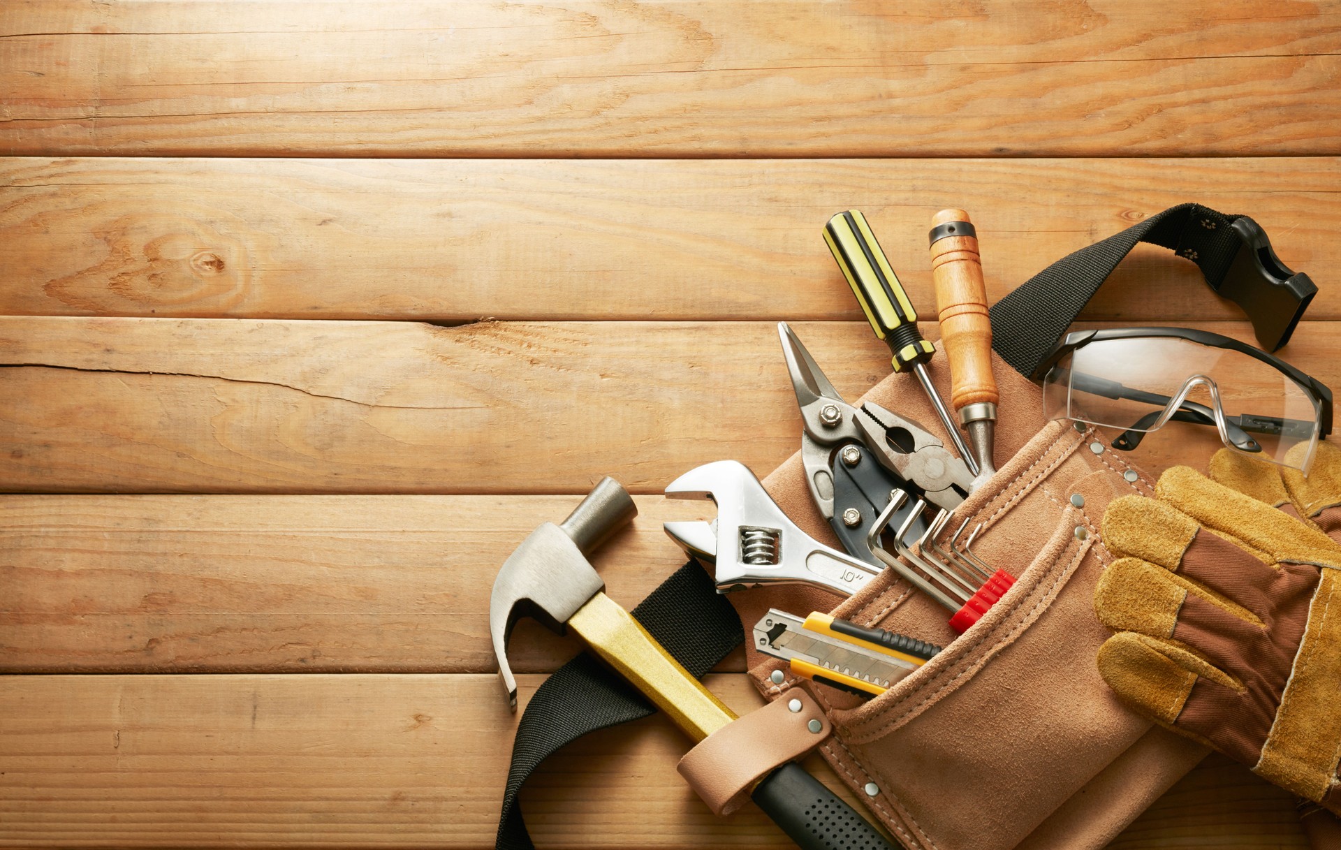 tools in tool belt